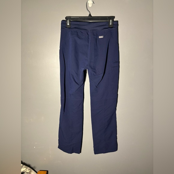 Figs Kade Cargo Scrub Pants in Navy Women’s Size XS - Picture 3 of 6